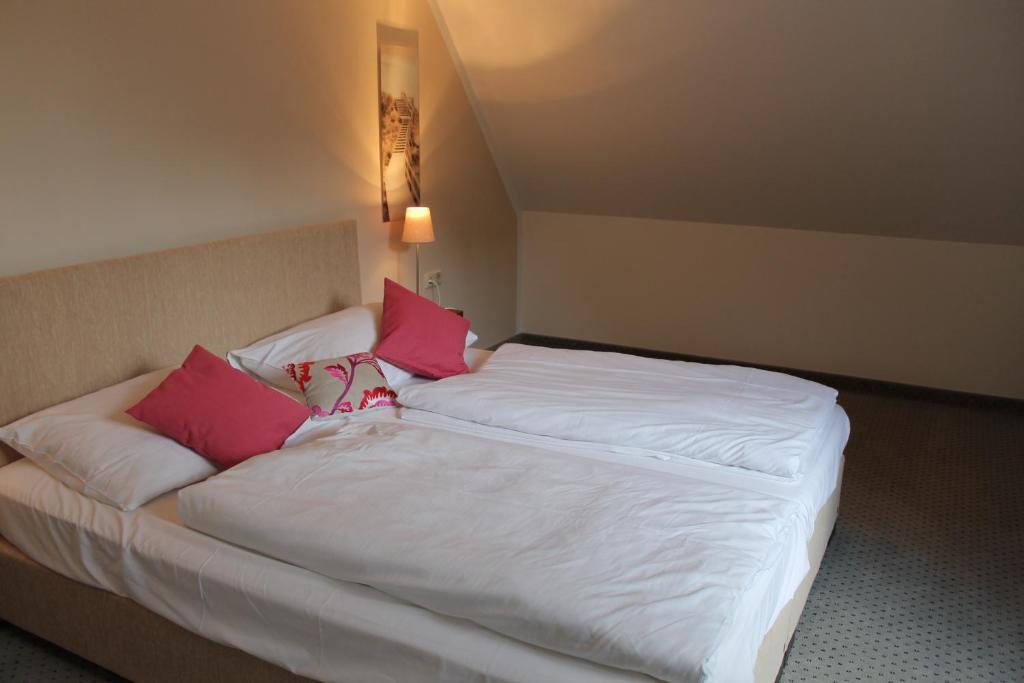 Guest house Am Schlosspark 3*